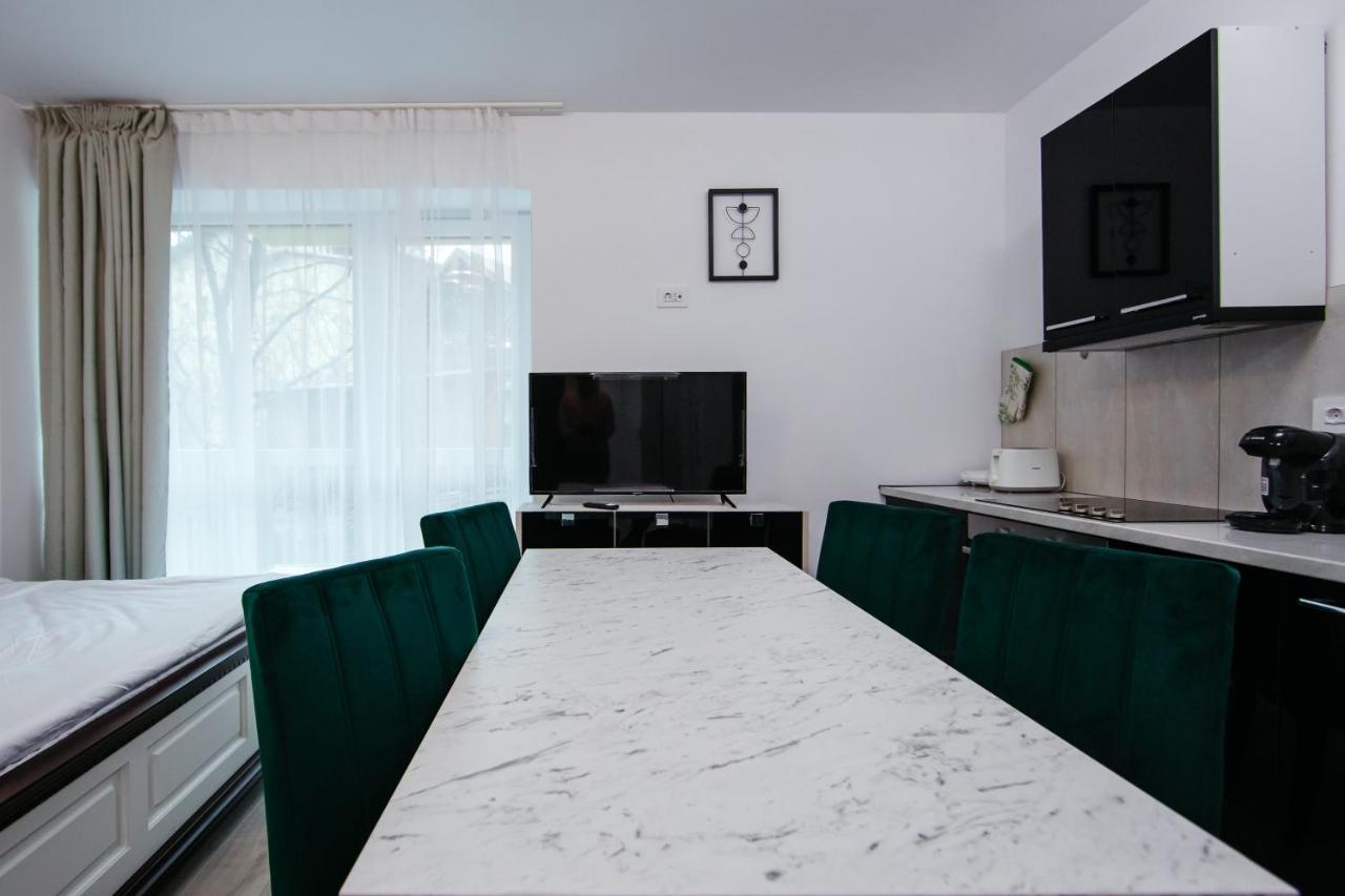 דירות סינאיה L&V Family Studio מראה חיצוני תמונה